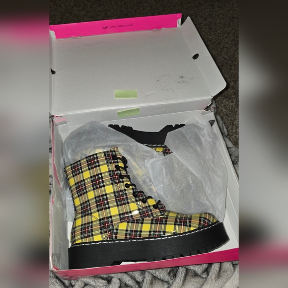 TORRID x Betsey Johnson sz 11.5 Combat Bootie - Picture 9 of 12